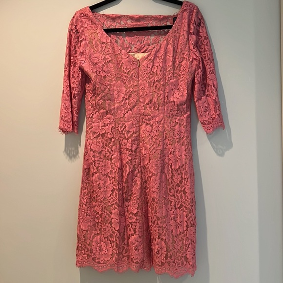 Pink lined lace dress - Picture 2 of 4